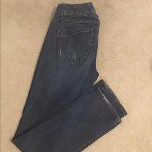 Express size 6R denim, straight cut